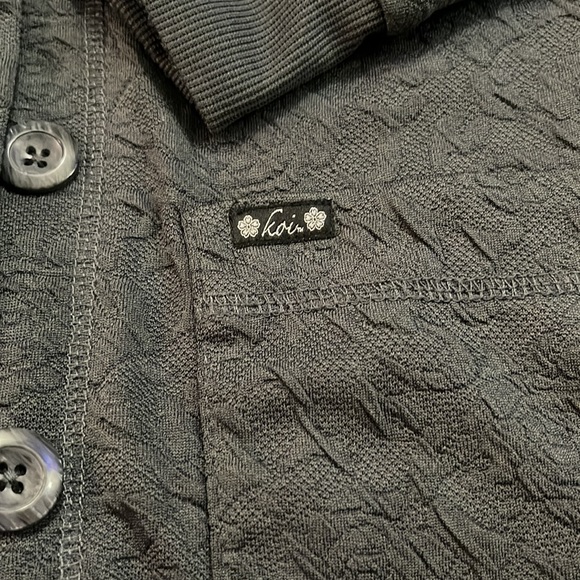 NWOT Women Koi Stretch Claire Floral Jacquard Knit Scrub Cardigan Sweater XS - Picture 7 of 13